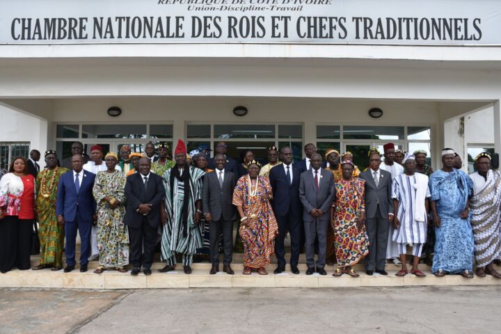 Visite de courtoisie du Président de l’ASSEMBLEE NATIONALE ADAMA BICTOGO à SA Majesté AMON TANOE à Yamoussoukro